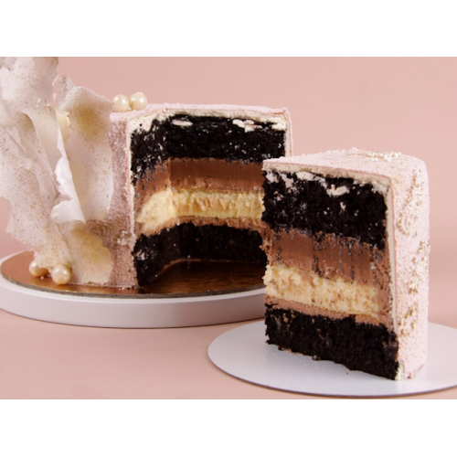 Торт ИЗУМИ премиум 2500 гр