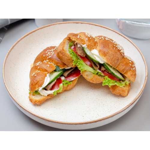 Круассан с языком говяжьим и овощами МИНИ 2 шт Круассан с языком говяжьим и овощами МИНИ 2 шт