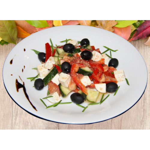 Салат ГРЕЧЕСКИЙ с ореховой заправкой Салат ГРЕЧЕСКИЙ с ореховой заправкой