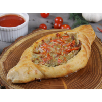 Хачапури с мясом птицы и помидором