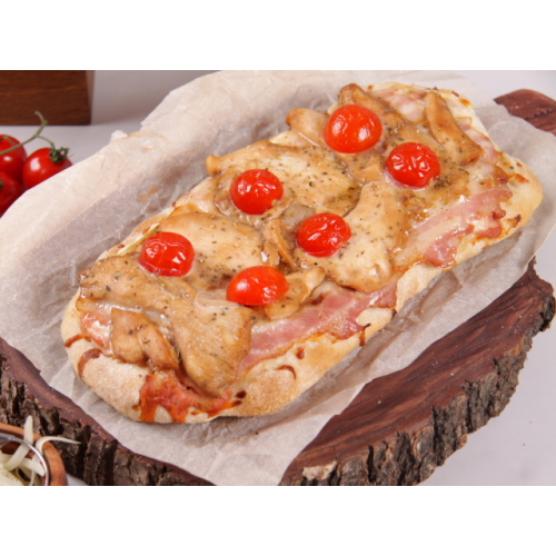 Римская пицца МЯСНАЯ C КУРИЦЕЙ И БЕКОНОМ