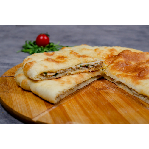 Пирог ОСЕТИНСКИЙ с мясом птицы и сыром